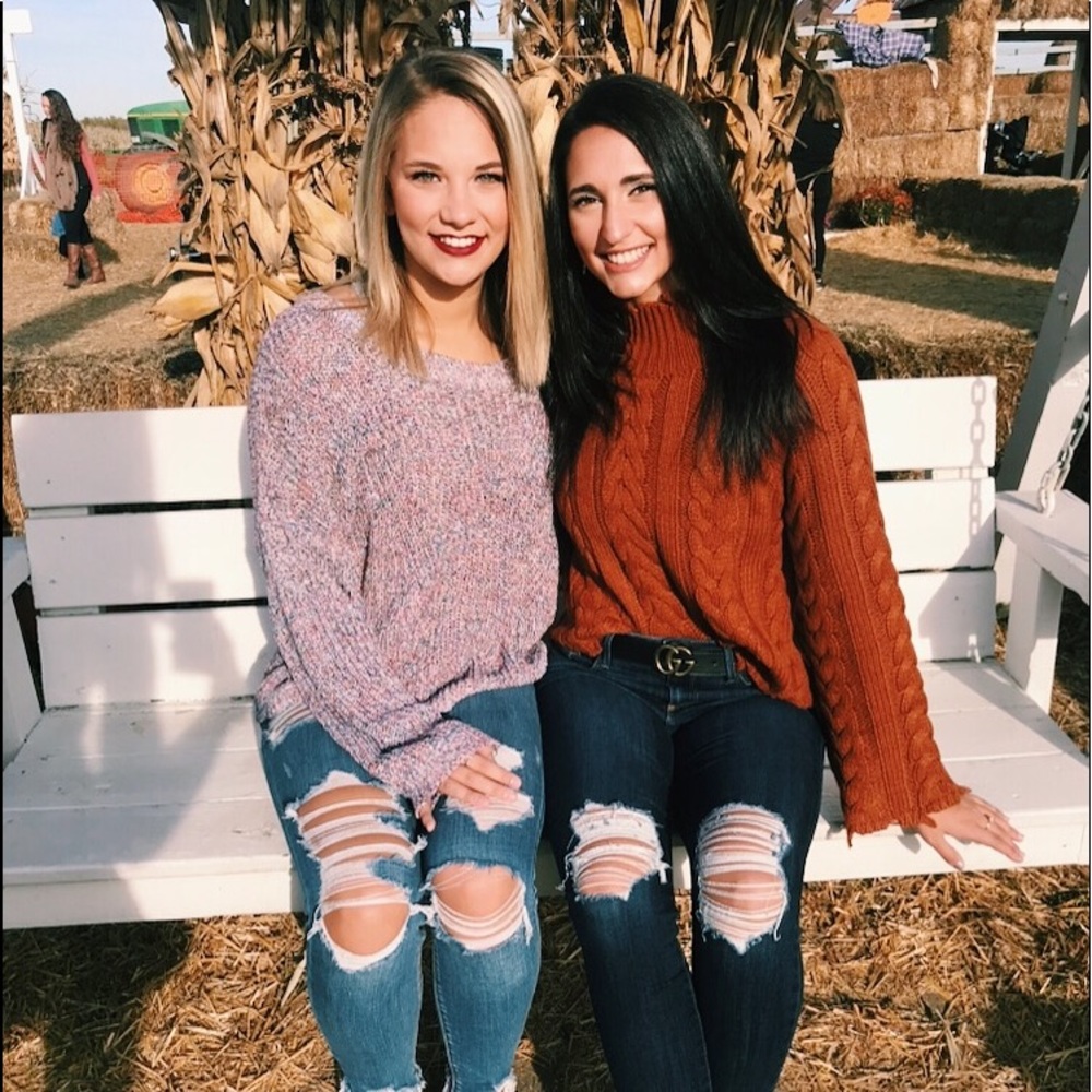 Hi dolls! I’m Alexandra :P